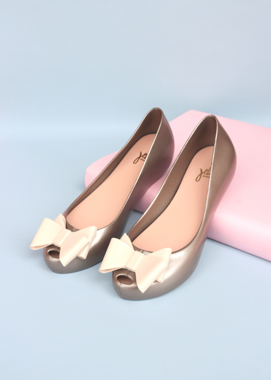 Gabriela Lazo Plomo/Beige