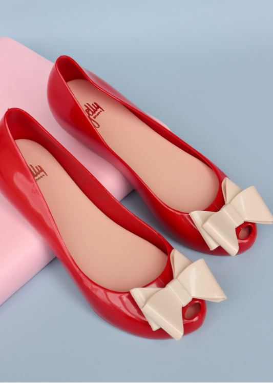 Gabriela Lazo Rojo/Beige