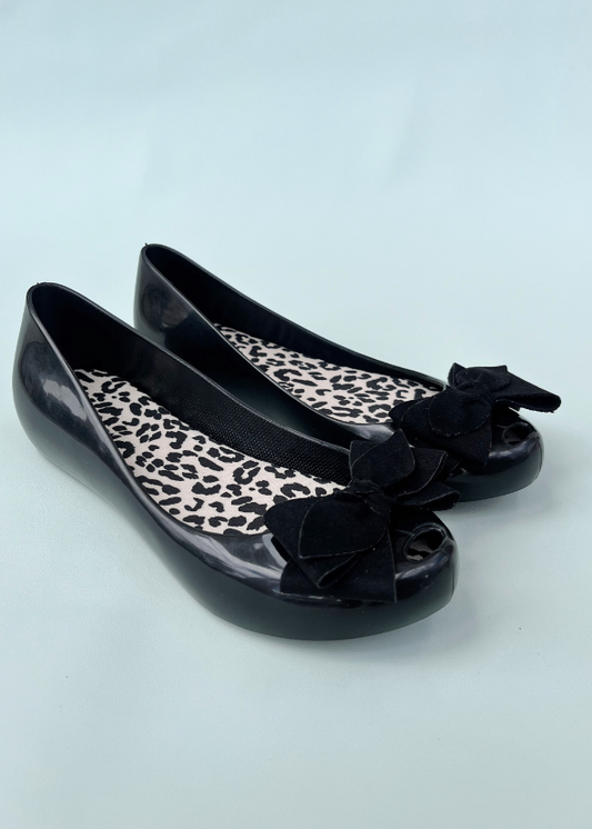 Gabriela Bow Wild Negro