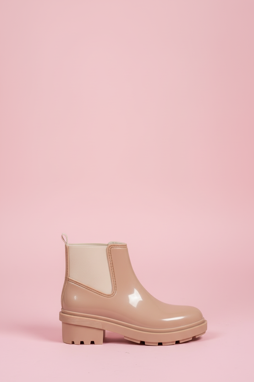 Botines Charlotte en PVC silueta Chelsea