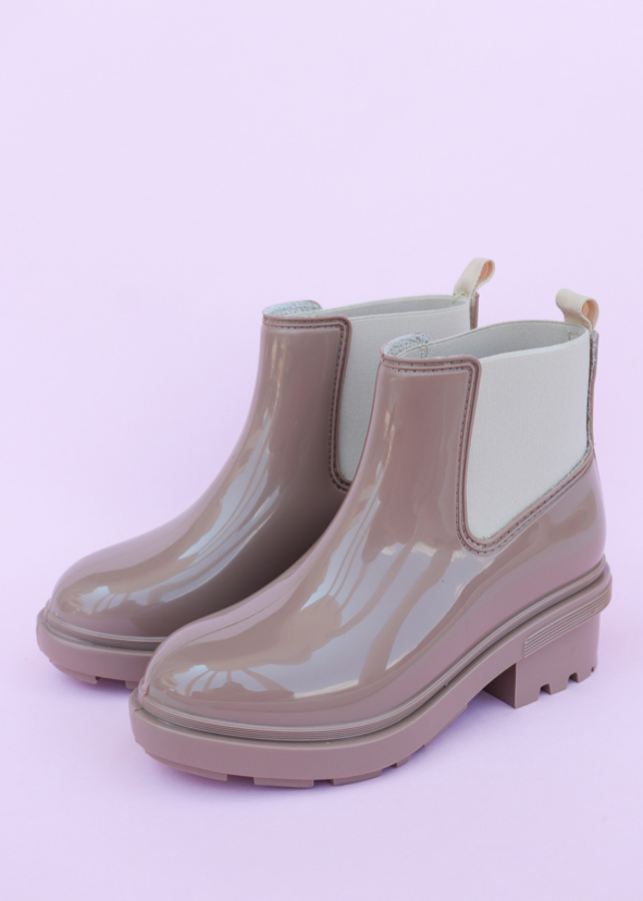 Botines Charlotte en PVC silueta Chelsea